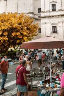Feira de antiguidades